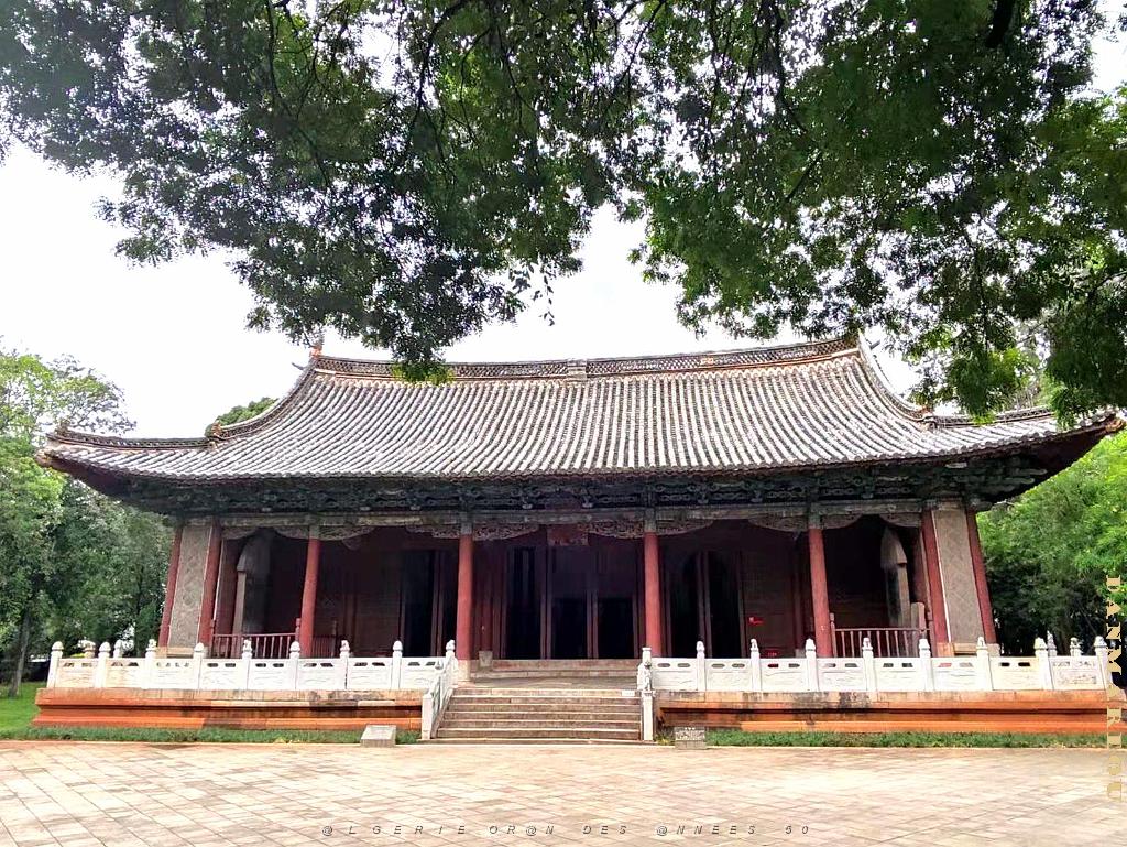 JIUNSHUI TEMPLE DE CONFUCIUS (81).jpg